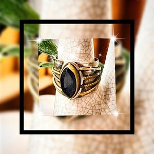 ✨️ STUNNING 925 Sterling Silver with Marqee Cut Black ONXY Ring ✨️